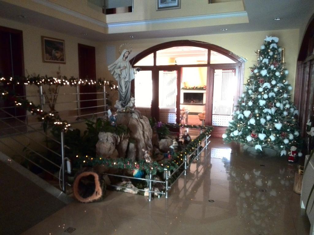 Hotel Rosabel เมจูโกเรีย ภายนอก รูปภาพ