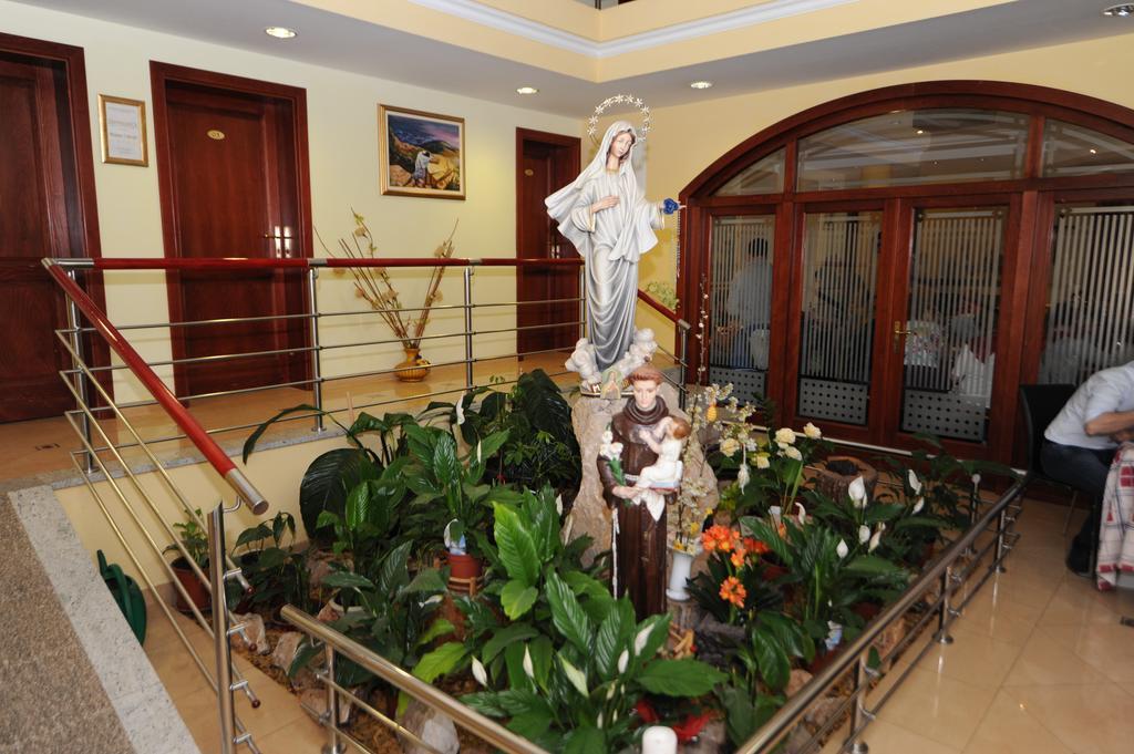 Hotel Rosabel เมจูโกเรีย ภายนอก รูปภาพ